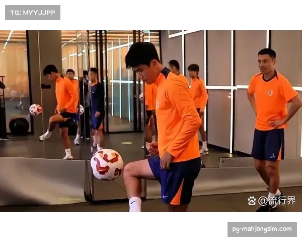 泰山黄政宇回归后腰位置，解放马德鲁加B2B属性重组中场